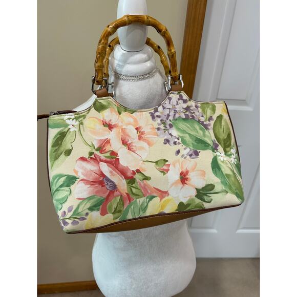 G.H.Bass and Co. canvas floral print bag with bamboo handles - Picture 2 of 6